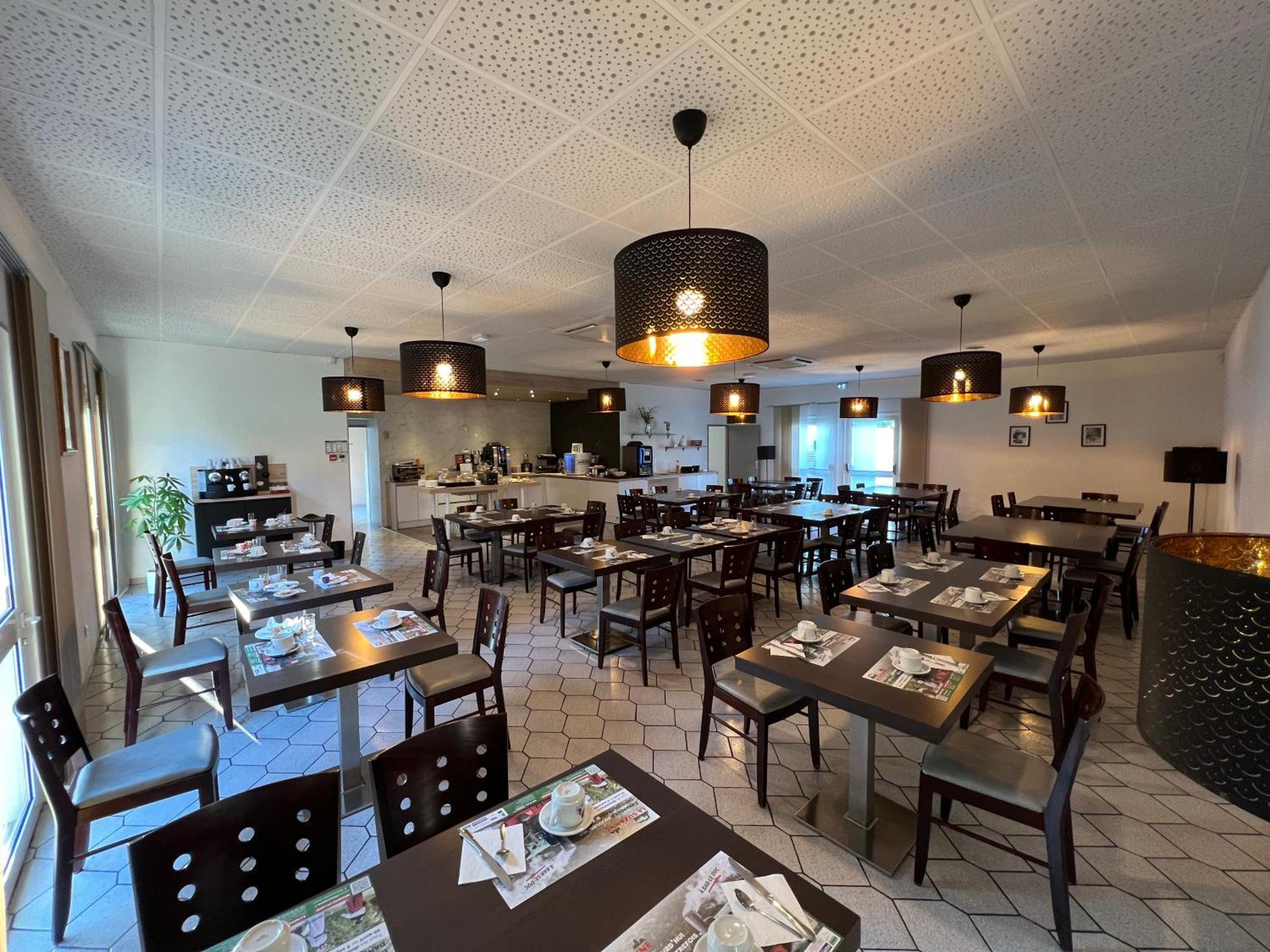 Les Orchidees , Hotel & Restaurant 默兹河畔凡尔登 外观 照片
