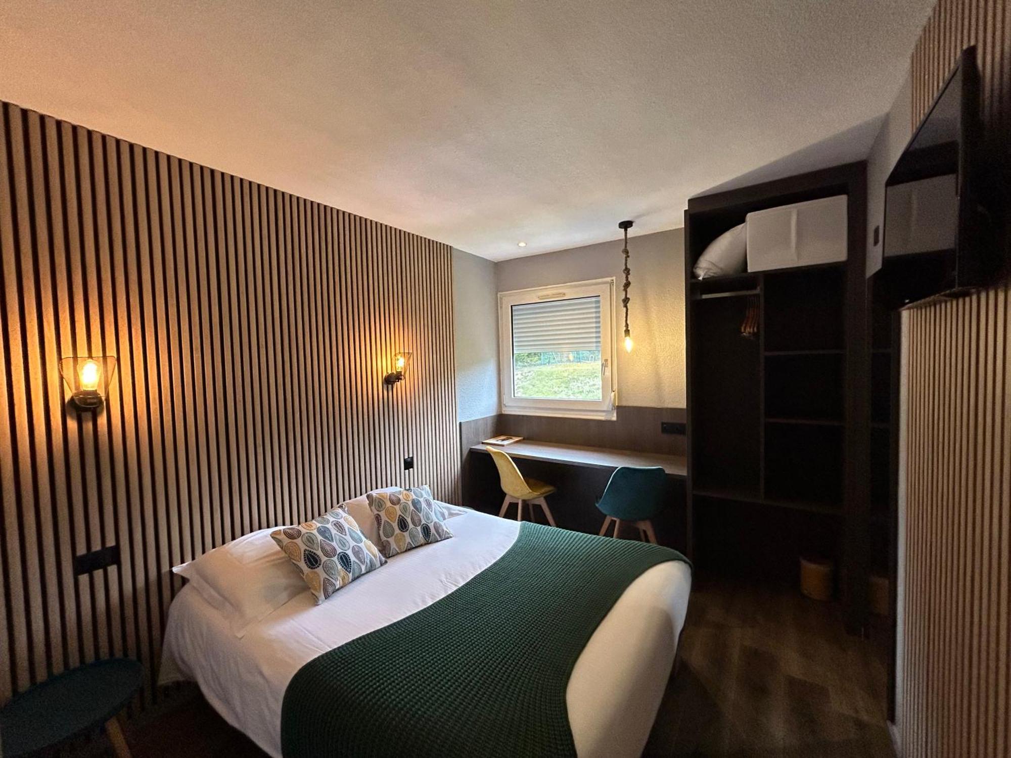 Les Orchidees , Hotel & Restaurant 默兹河畔凡尔登 外观 照片