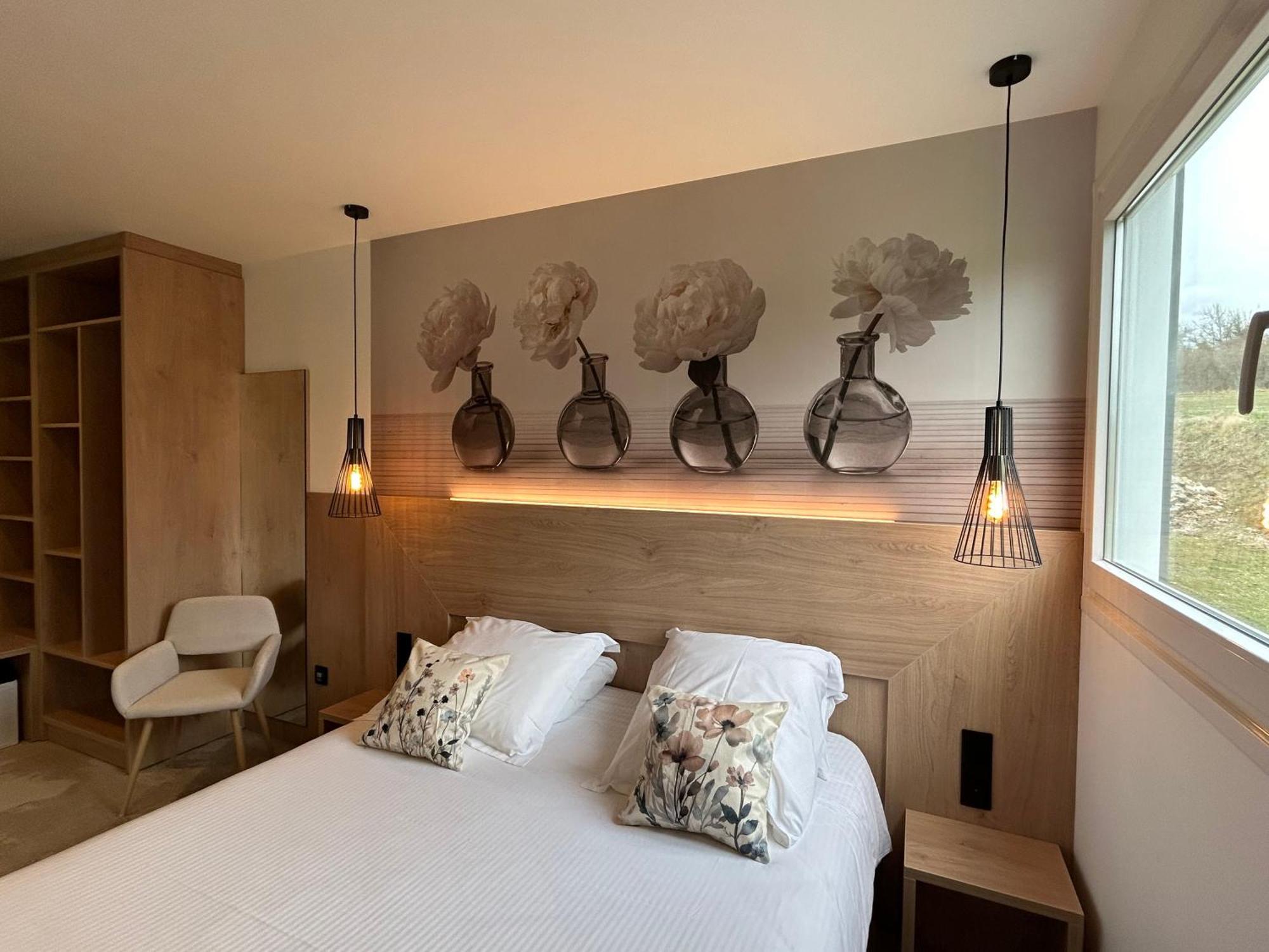 Les Orchidees , Hotel & Restaurant 默兹河畔凡尔登 外观 照片